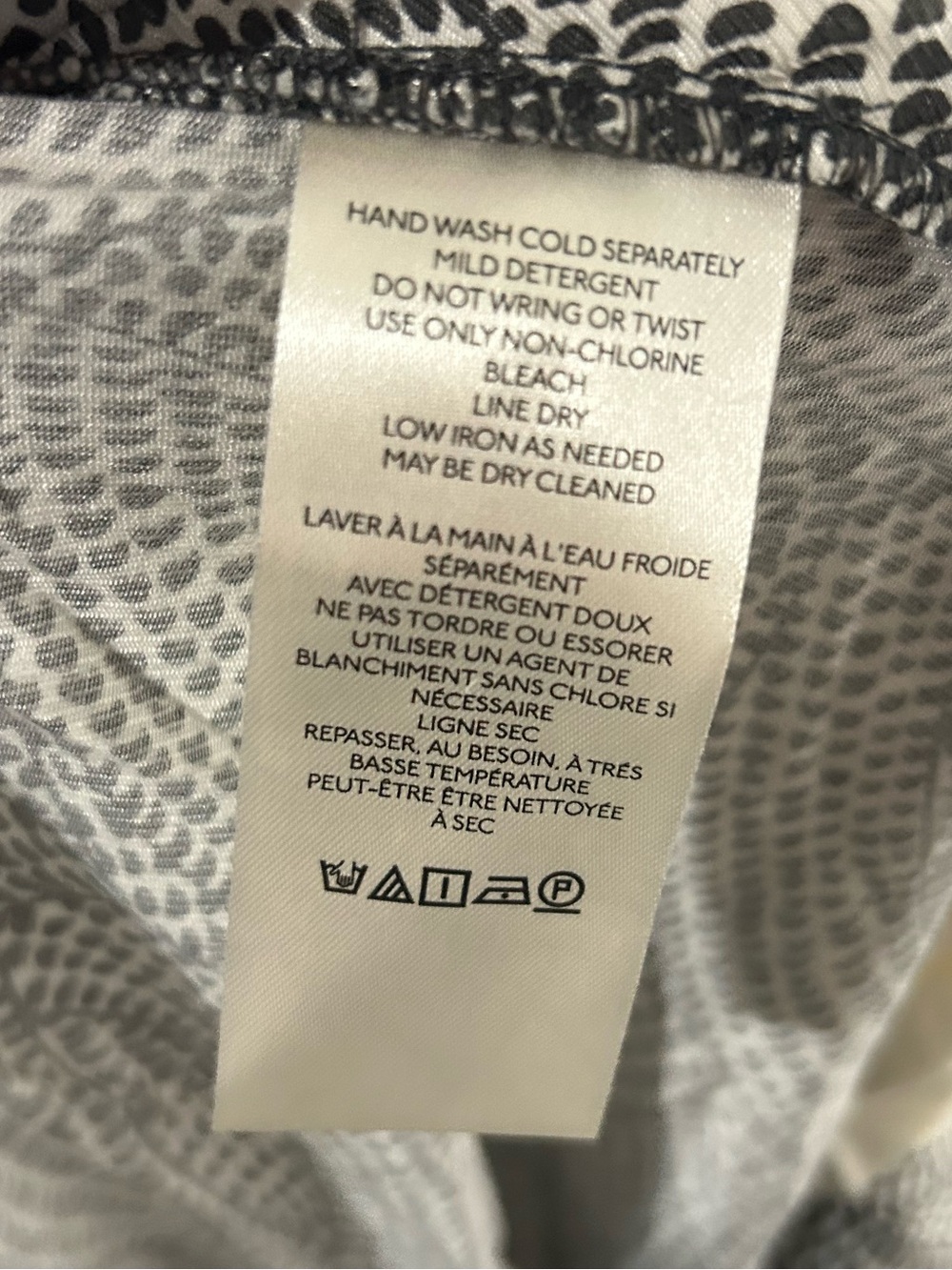 Anthropologie Wide Leg Printed Palazzo Pants Black Cream Size 4P - Picture 12 of 16